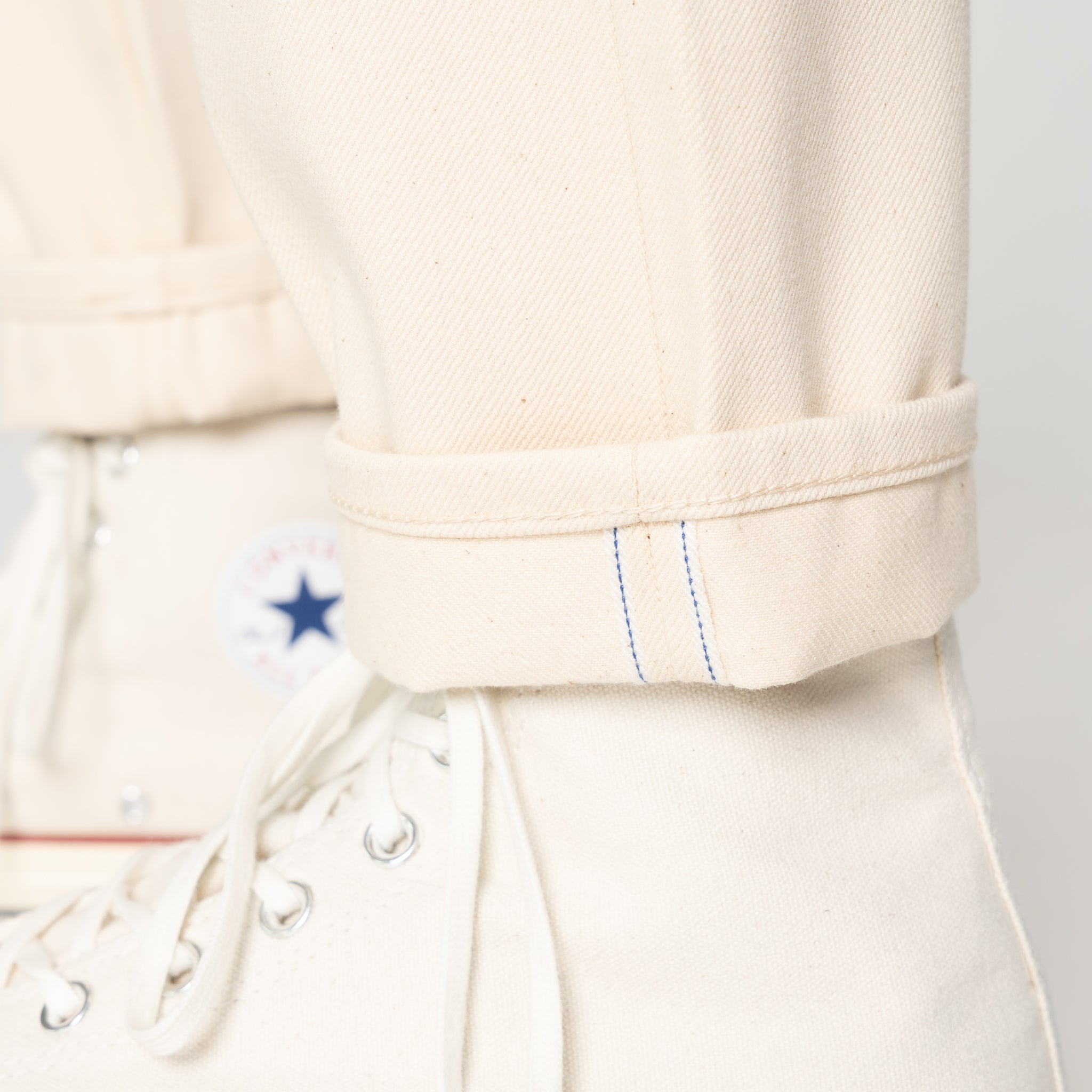 UB697 Relaxed Tapered Fit - Ecru With Seed Selvedge | The Unbranded Brand