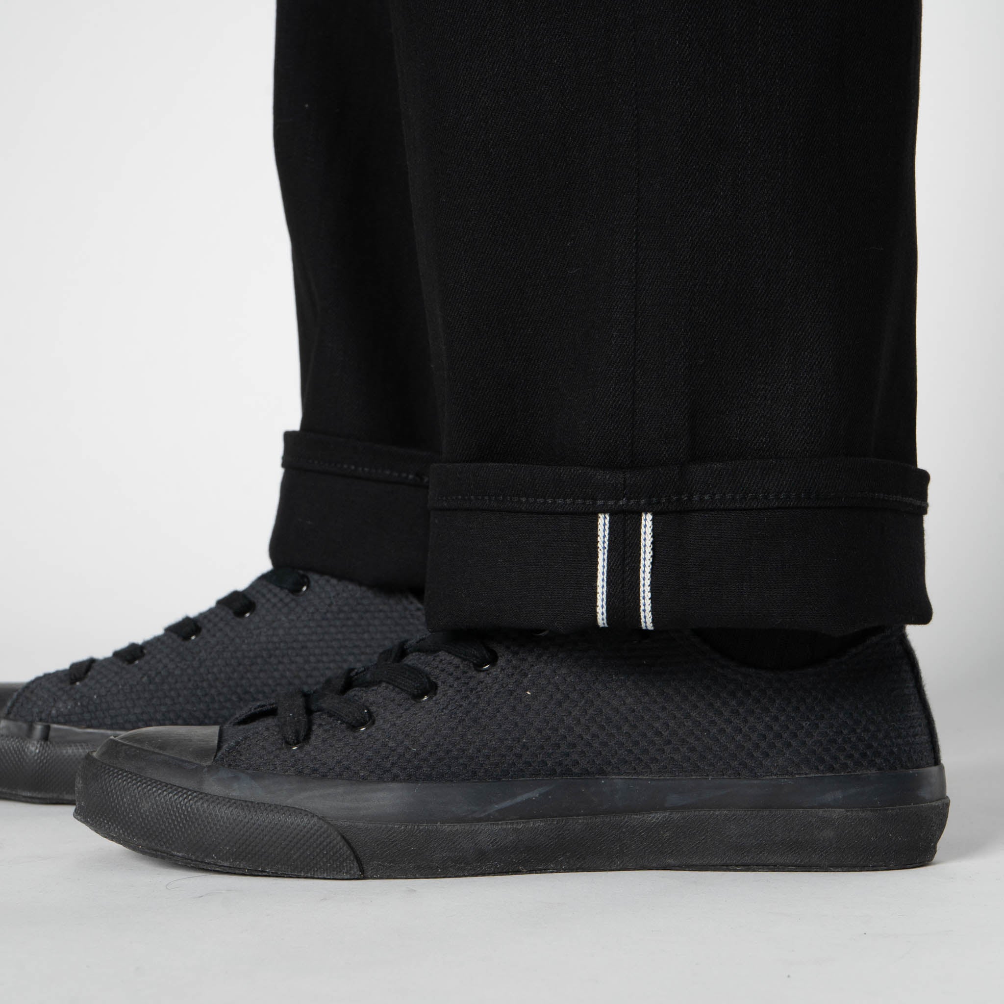 UB744 Wide Fit - 11oz Solid Black Stretch Selvedge Denim|The