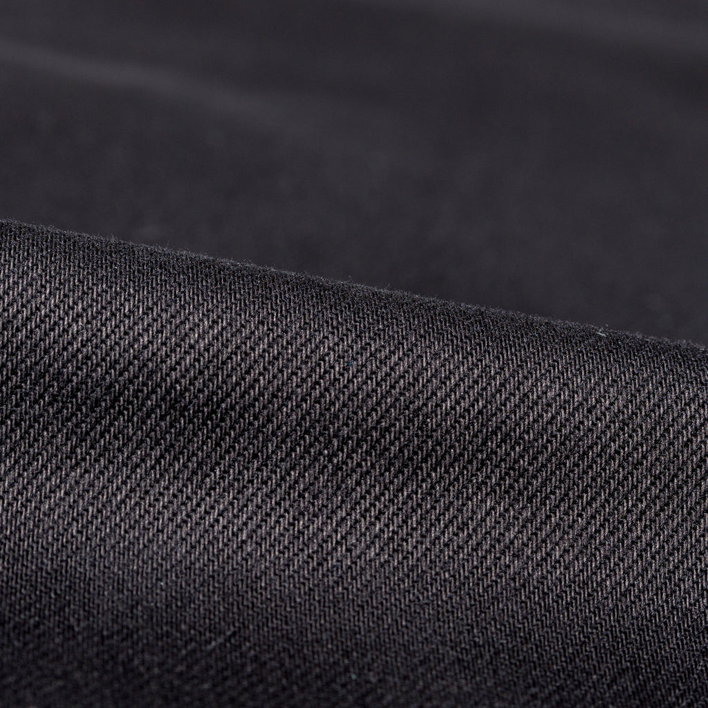 UB655 Relaxed Tapered Fit 12.5oz Black Selvedge Chino | The Unbranded Brand